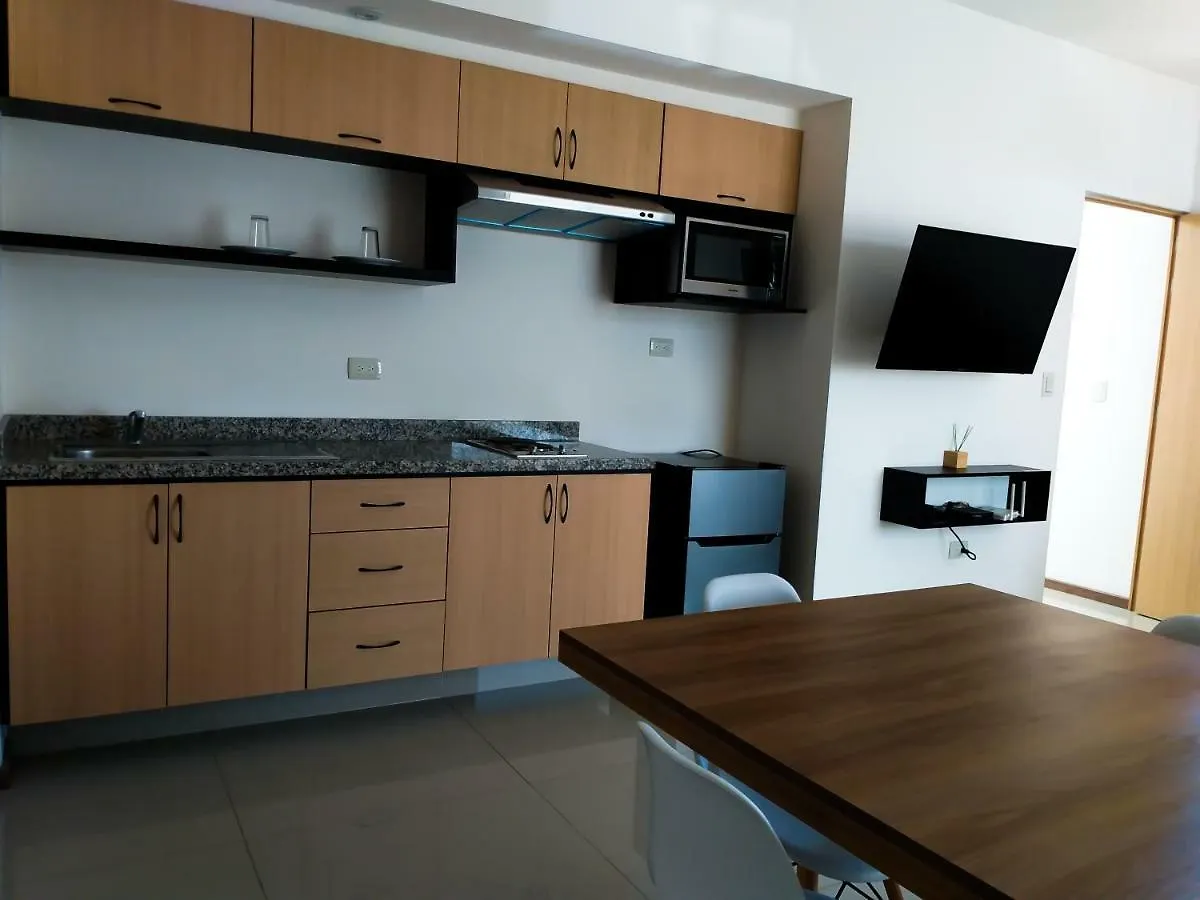 Room Hotel & Suites Πουέμπλα 4*,